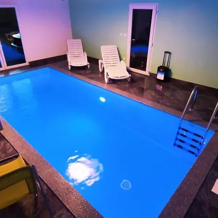 Villa Beverly Hills Pool House