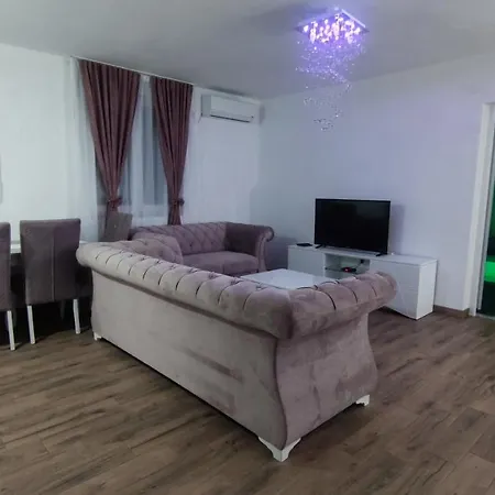 Villa Beverly Hills Pool House *