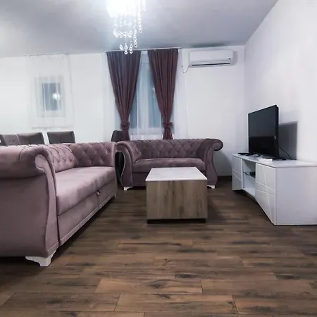 Villa Beverly Hills Pool House