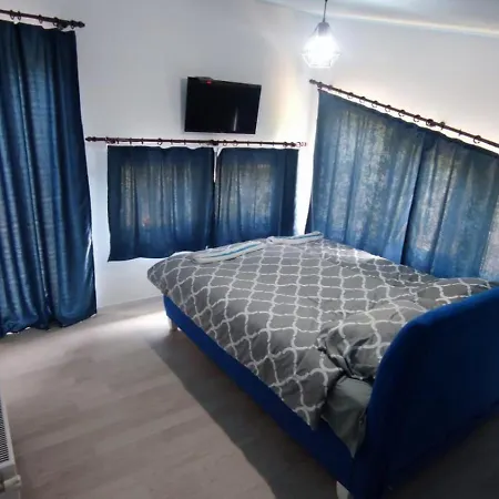 Villa Beverly Hills Pool House *