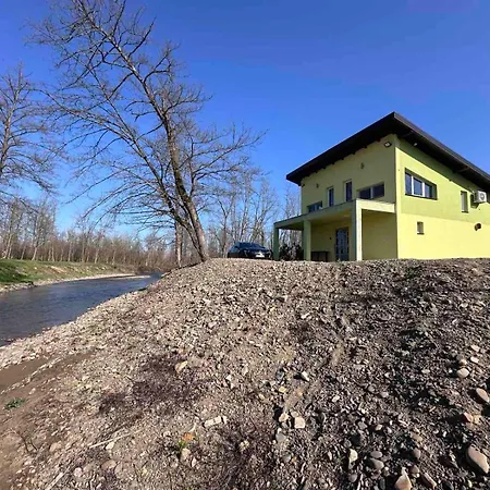 Beverly Hills Pool House